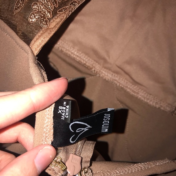 windsor dress - Picture 6 of 6